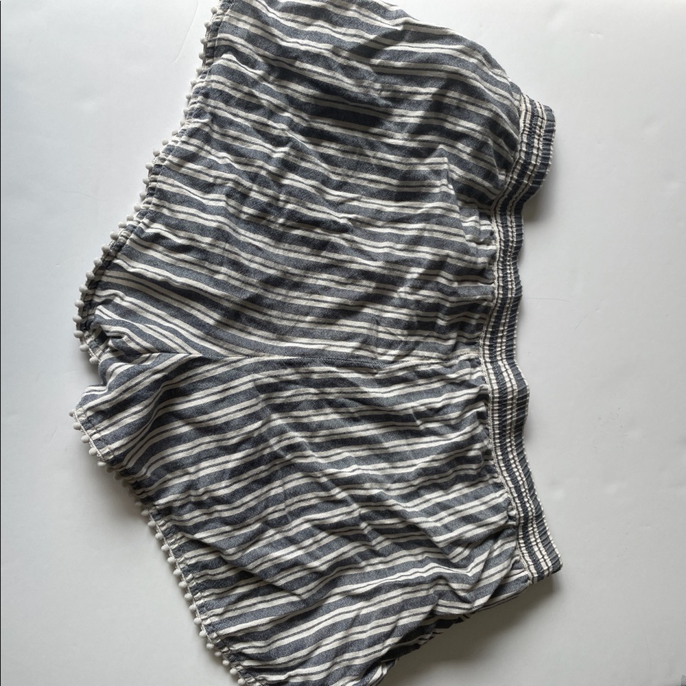 Madewell Oahu Cover-Up Shorts in Stripe - Picture 5 of 9